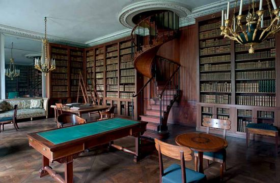 Bibliothèque de l'Empereur des Petits appartements du château de Fontainebleau