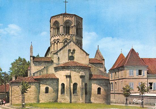 Église romane de Semur-en-Brionnais