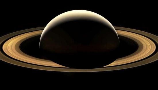 Saturne vue par la sonde Cassini le 13 septembre 2017. La sonde se dirigeait vers la planète pour son plongeon final