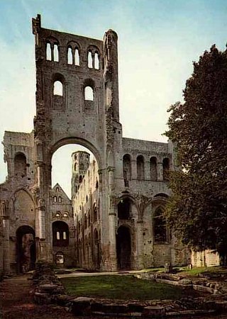 Ruines de l'abbaye de Jumièges