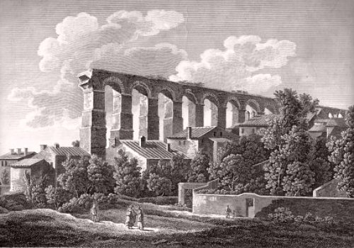 Vestiges de l'aqueduc antique amenant les eaux de Gorze à Metz