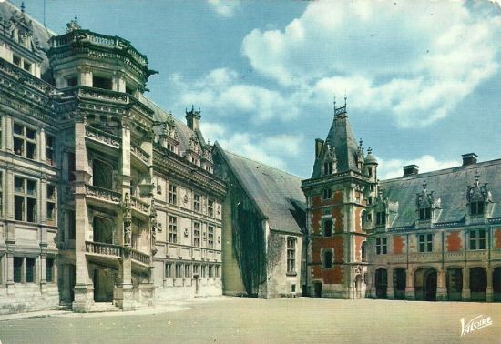 Cour d'honneur du château de Blois