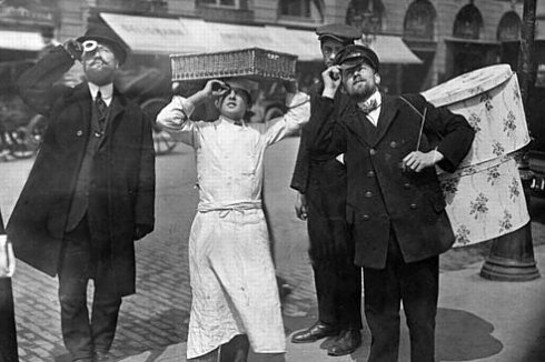 Observateurs de l'éclipse du 17 avril 1912