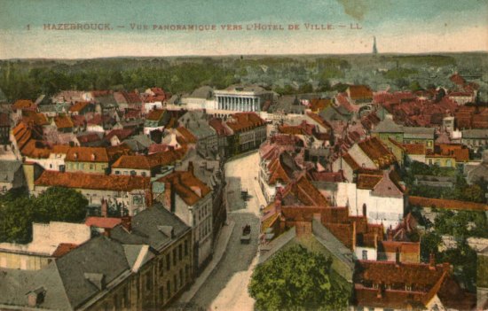 Hazebrouck. Vue panoramique vers l'Hôtel de Ville