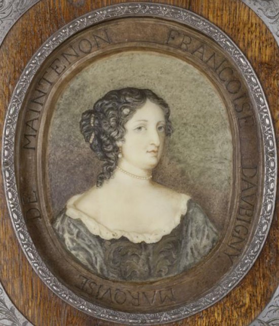 Portrait médaillon en cire de Françoise d'Aubigné, marquise de Maintenon, d'après Pierre-François Giffart