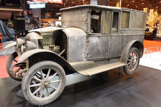 La Peugeot 163 exhumée à Lyon et exposée au Salon Rétromobile 2015