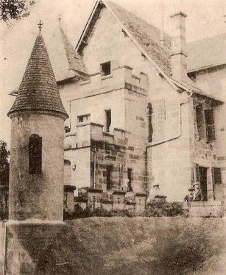 Chyâteau de Saint-Aulaire (Corrèze, Limousin) au début du XXe siècle