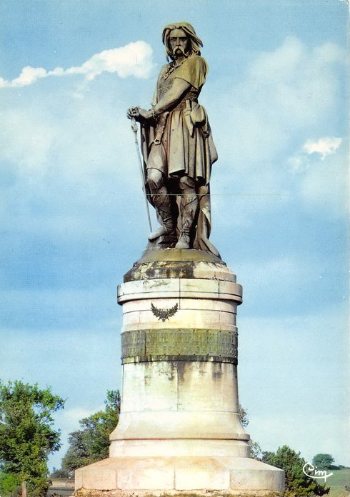 Statue de Vercingétorix à Alise-Sainte-Reine (Côte-d'Or, Bourgogne)