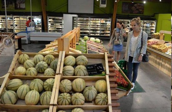 Le magasin d'alimentation ouvert à Bretteville-sur-Odon, près de Caen, est le premier point de vente, en France, partenaire du réseau Bienvenue à la ferme