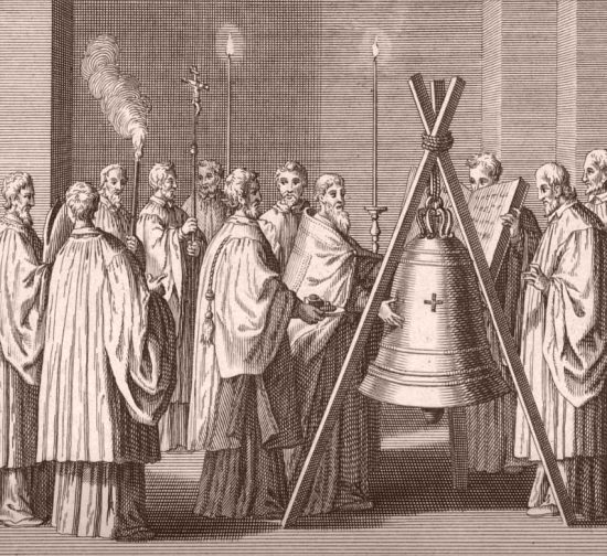 Bénédiction de la cloche. Gravure de Bernard Picart extraite de Cérémonies et coutumes religieuses de tous les peuples du monde (1723)