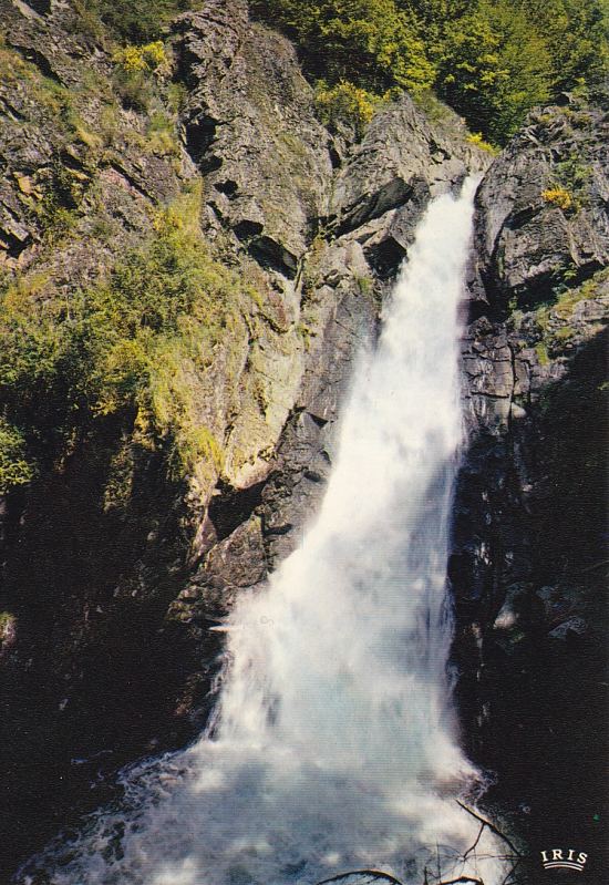 La Queue de Cheval (appelée également la Gouttatière), l'une des trois cascades de Gimel-les-Cascades