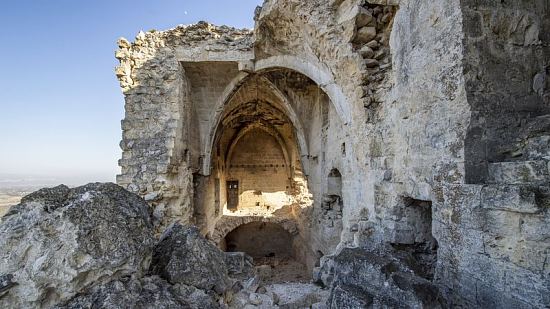 Castellas de Roquemartine à Eyguières dans les Bouches-du-Rhône