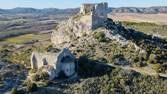 Castellas de Roquemartine à Eyguières dans les Bouches-du-Rhône