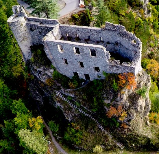 Château de Guillaumes dit de la reine Jeanne