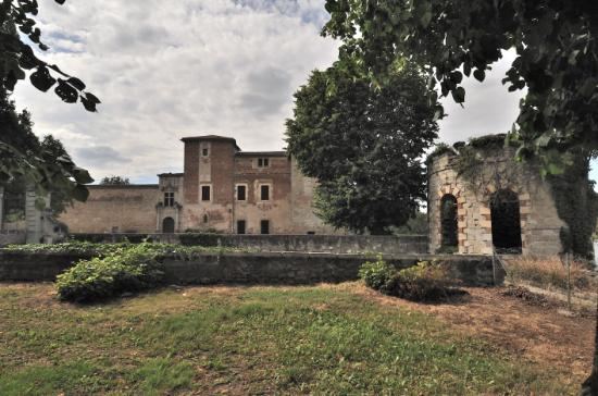 Château de Rogé (Villeneuve-sur-Lot). Vue est