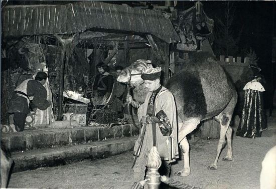 La plus grande crèche du monde, porte Maillot à Paris, en 1960