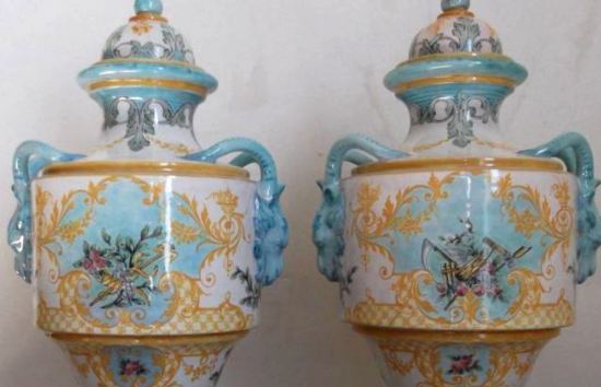 Vases de style Louis XVI d'Émile Balon