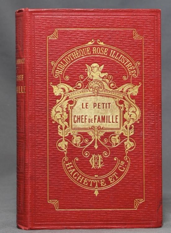 Le Petit Chef de famille, de Zénaïde Fleuriot. Ouvrage paru en 1874 qu'elle écrivit à Locmariaquer, dans la demeure baptisée Kermoareb qu'elle avait fait construire en 1873