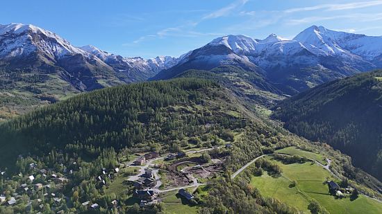 Site archéologique dans les Alpes de Haute-Provence