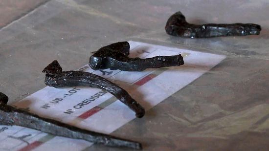 Pièces d'armement découvertes lors des fouilles menées sur le chantier archéologique de Murat