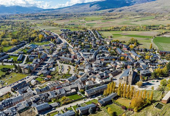 Vue aérienne de Llívia