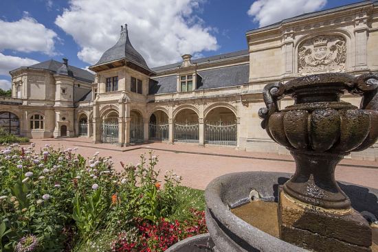 Musée Anne-de-Beaujeu (Moulins, Allier)