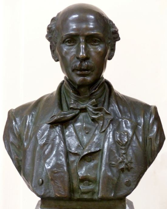 Pierre-Joseph Fontaine. Détail du monument lui rendant hommage à Anzin (Nord)