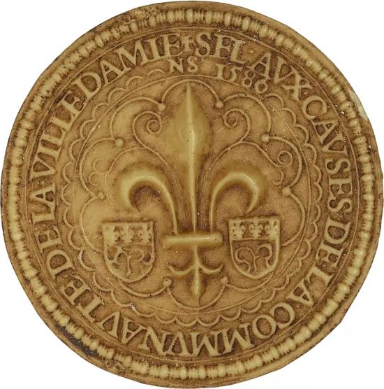 Sceau de la ville d'Amiens représentant une fleur de lys et deux écus en 1586